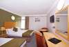 Отель Treacys West County Conference and Leisure Centre Эннис-1