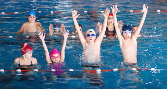 Отель Treacys West County Conference and Leisure Centre Эннис-28